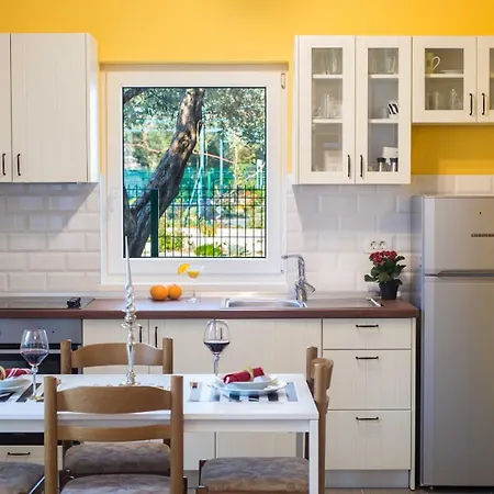 Adriatic Sestina קלק