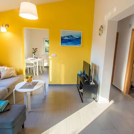 Casa de hóspedes Adriatic Sestina 3*