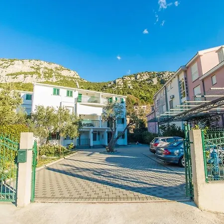 Guest house Adriatic Sestina 3*